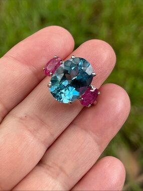 Large Natural Blue Topaz 15x11mm & Ruby Ring in 925 Sterling Silver Size 7